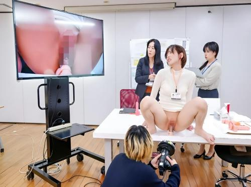 회사는 섹스 토이의 즐거움을 테스트합니다.